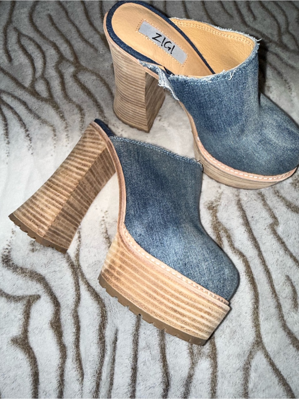 Zigi Soho Denim Platform Mule Heels in Blue